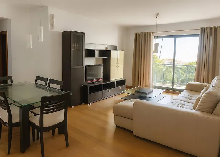 Local - Nilia 卡尼索